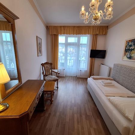Ld Morava Hotel Karlovy Vary Kültér fotó