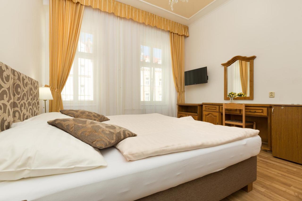 Ld Morava Hotel Karlovy Vary Kültér fotó