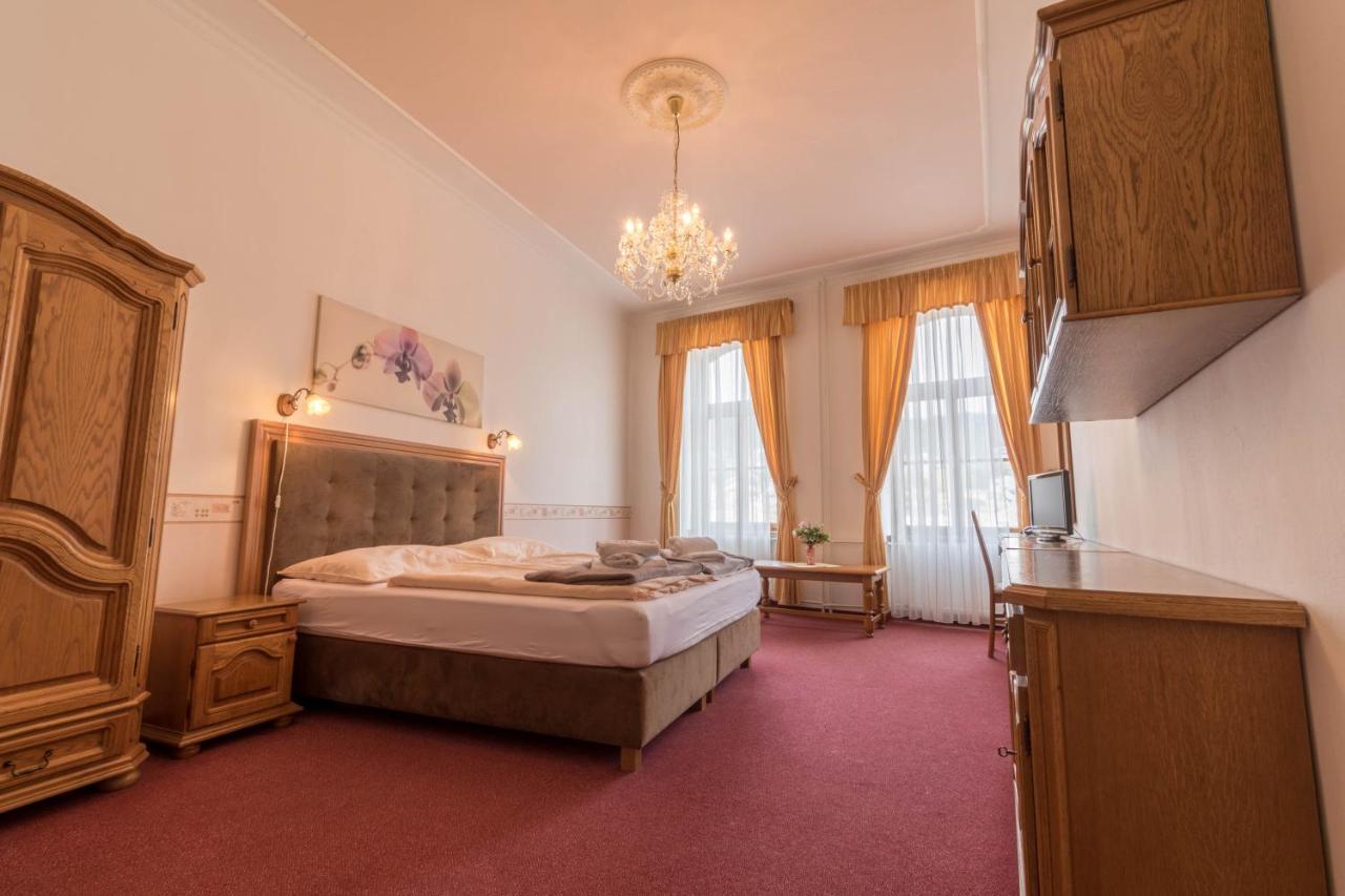 Ld Morava Hotel Karlovy Vary Kültér fotó