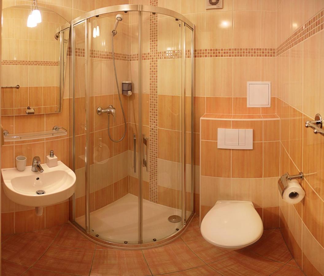 Ld Morava Hotel Karlovy Vary Kültér fotó