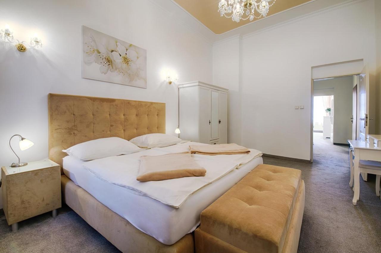 Ld Morava Hotel Karlovy Vary Kültér fotó